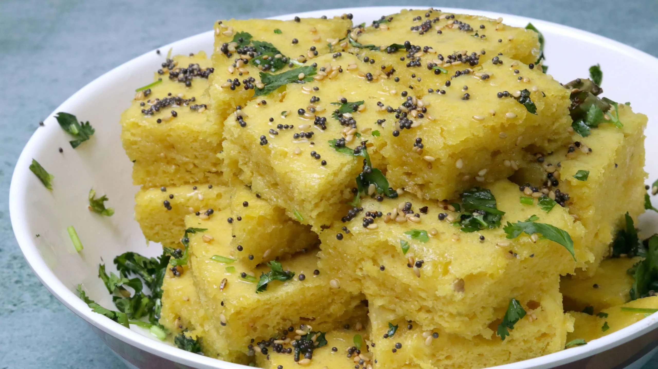 Surati khaman
