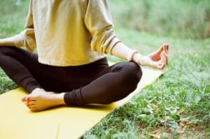 yoga for beginners - 5 easy yoga asanas